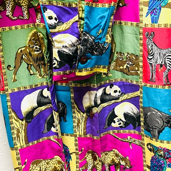 Vintage Colorful Jungle Animals Silk Blouse - Picture 5 of 6